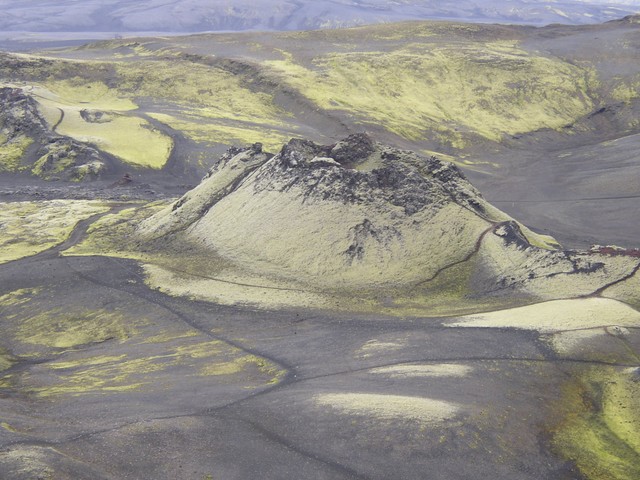 File:Lakagigar Iceland 2004-07-01.jpg