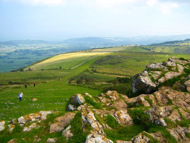 File:Crook Peak towards Compton Hill.jpg