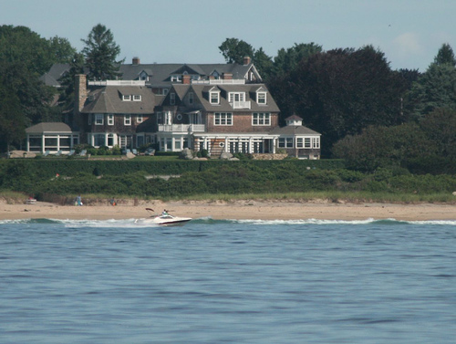 File:Rhode Island Summer Homes.jpg