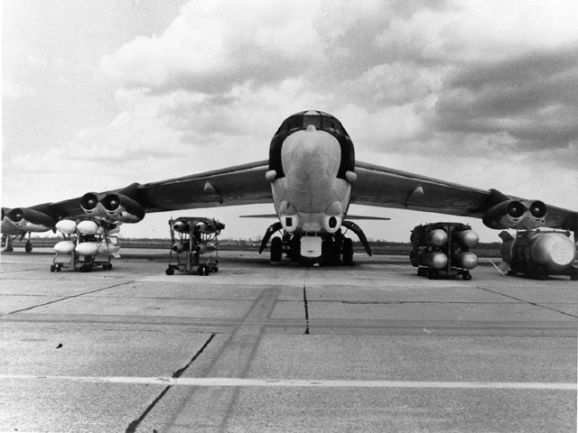 File:B-52G with bombs.jpg