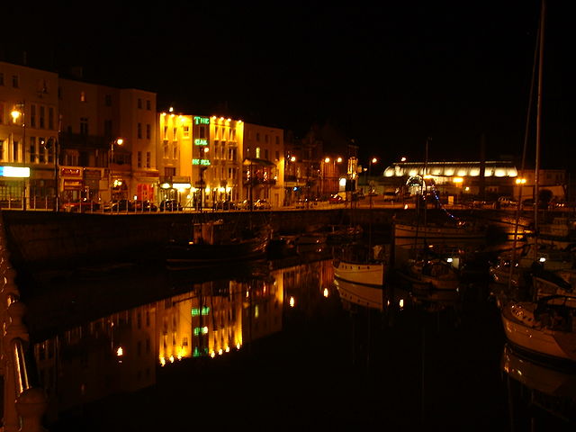 File:Ramsgate Harbour.JPG