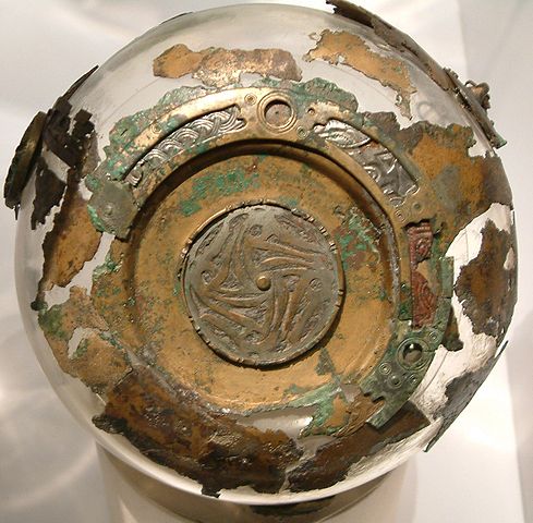 File:Sutton.Hoo.BowlBottom.JorViking.jpg