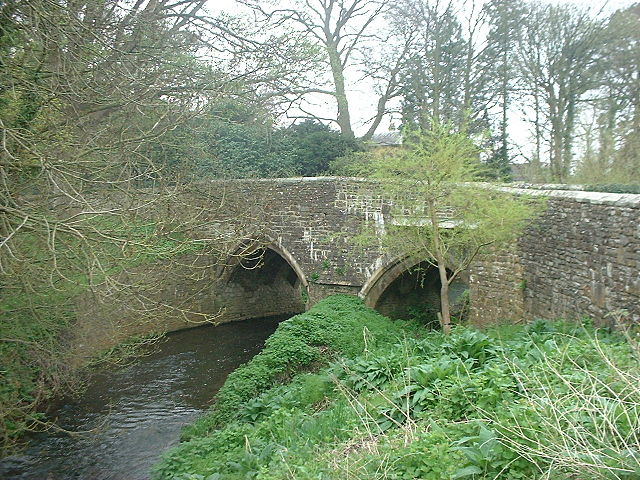 File:Bridge at stanton drew.JPG
