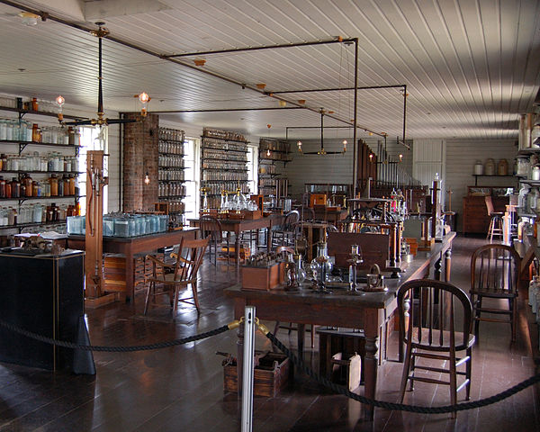 File:Menlo Park Laboratory.JPG