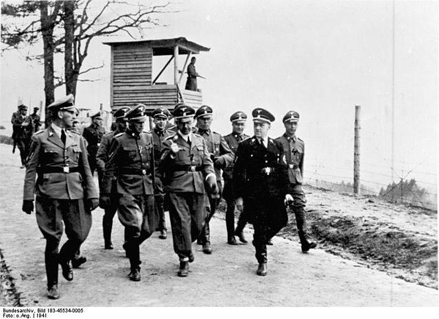 File:Bundesarchiv Bild 183-45534-0005, Kz Mauthausen, Besuch Heinrich Himmler, Franz Ziereis.jpg
