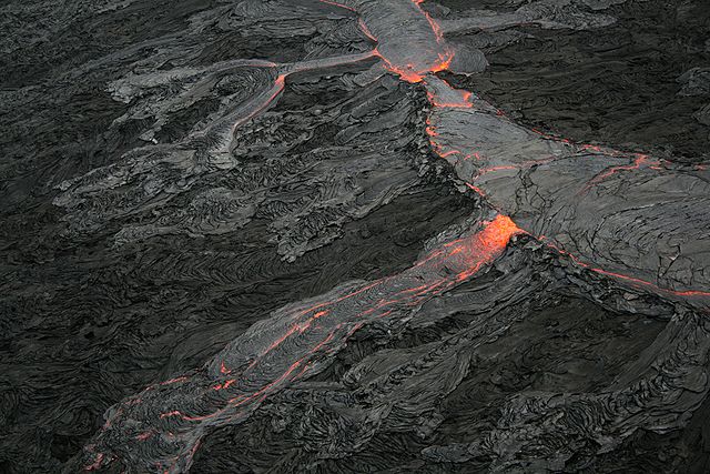 File:Lava channel overflow.JPG
