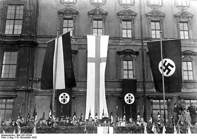 File:Bundesarchiv Bild 102-15234, Berlin, Luthertag.jpg