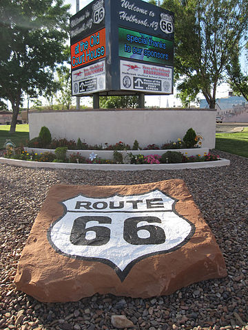 File:Route 66 in Holbrook.JPG