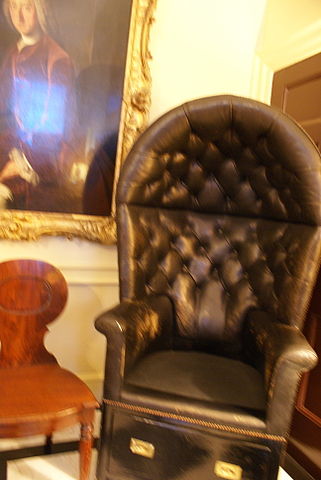 File:10 Downing Street Guards Chair.jpg
