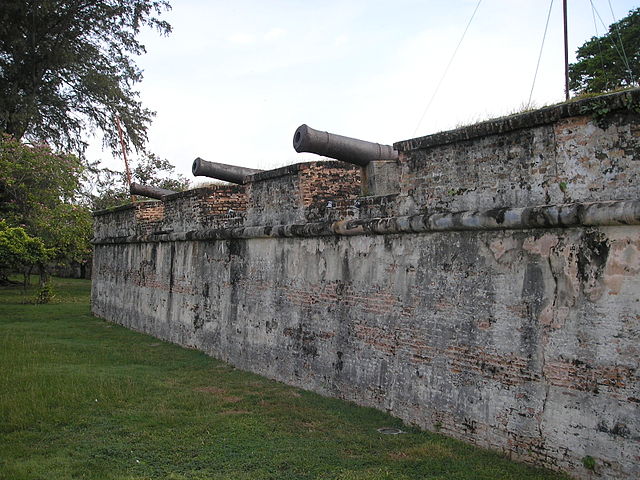 File:Fort Cornwallis Penang Dec 2006 002.jpg