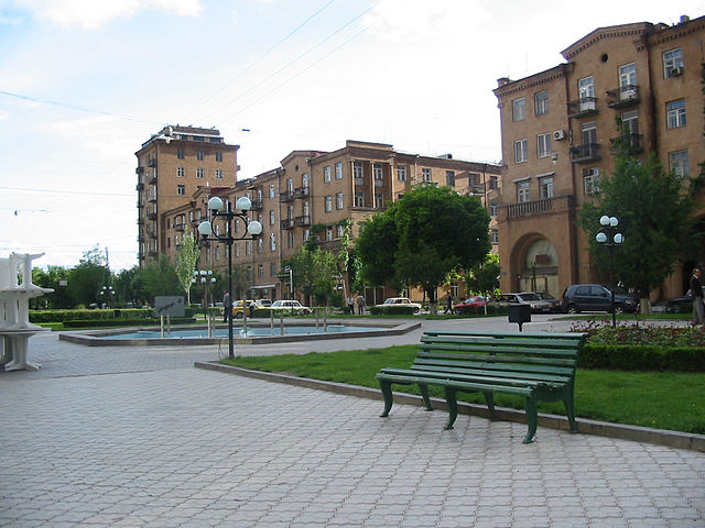 File:Place-botero.jpg