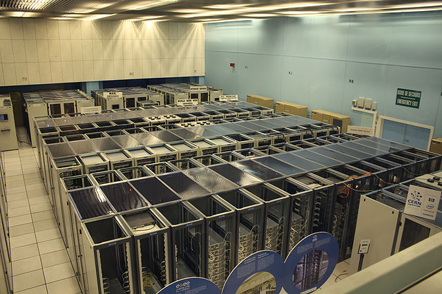 File:Cern datacenter.jpg