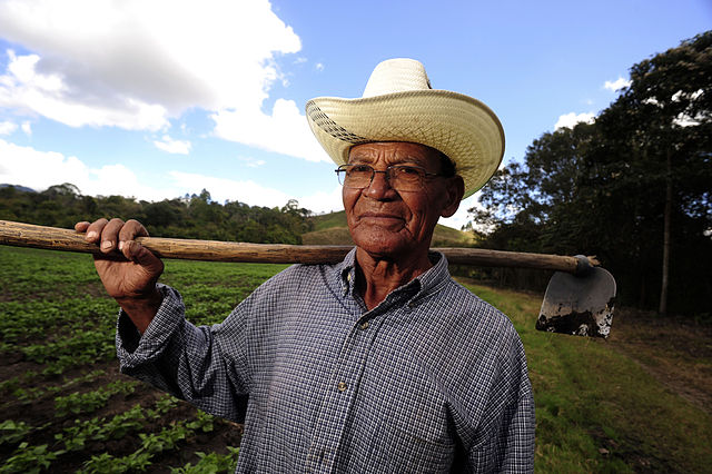 File:Farmer, Nicaragua.jpg