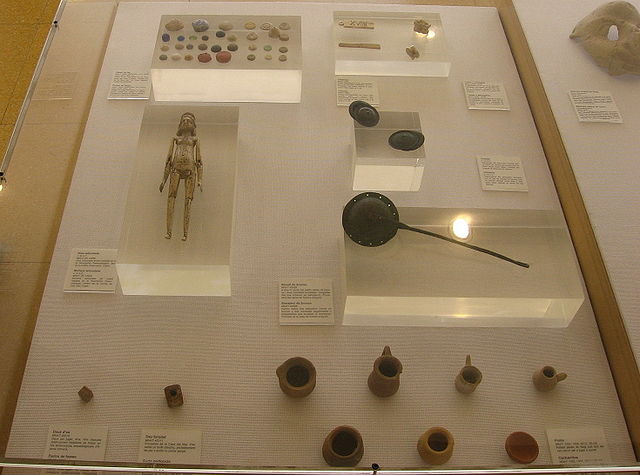 File:Roman-toys.jpg
