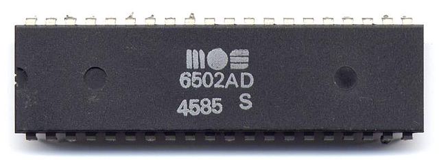 File:MOS 6502AD 4585 top.jpg