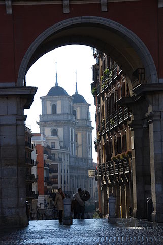 File:Colegiata de San Isidro (Madrid) 02.jpg