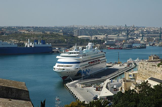 File:AIDAcara Valetta.jpg