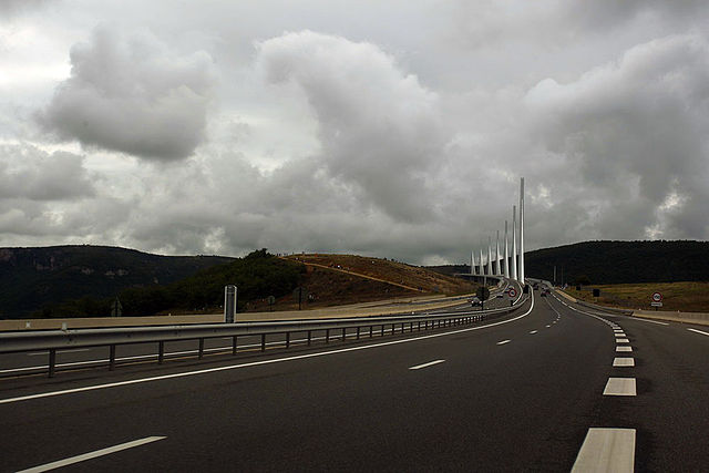 File:Millau (19).JPG