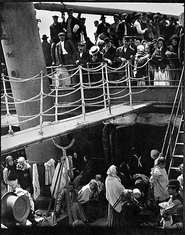 File:The Steerage 1907 Stieglitz Corrected.jpg