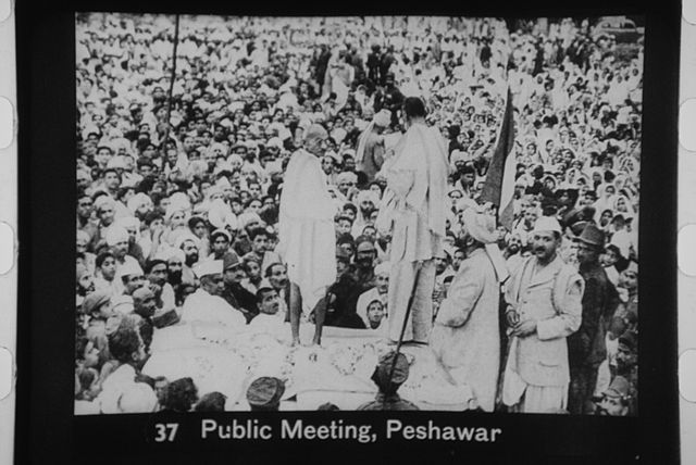 File:Gandhi at Peshawar meeting.jpg