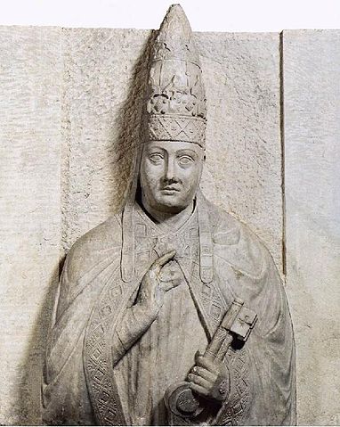 File:Bonifatius VIII Grabstatue.JPG