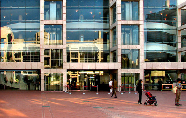 File:PikiWiki Israel 4023 The Tel Aviv Performing Arts Center.jpg