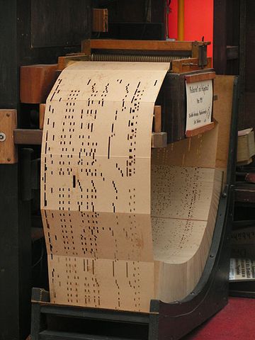 File:Lochkarte Tanzorgel.jpg