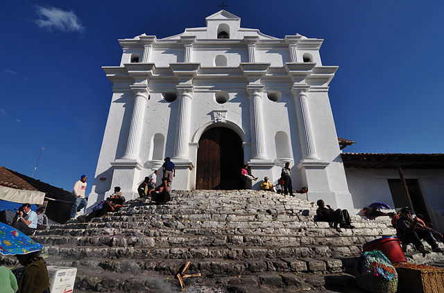 File:Iglesia de Santo Tomás 2009.JPG