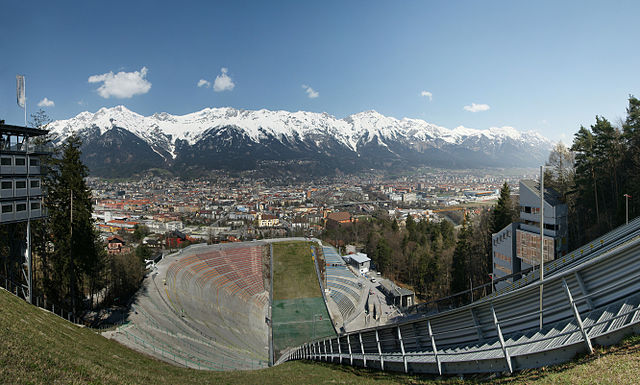 File:Innsbruck Panorama Nordkette 3.jpg