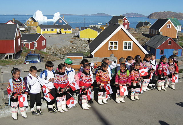 File:Upernavik first day in class 2007-08-14 2.jpg