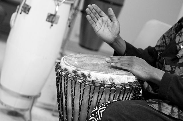 File:Handdrumming.jpg