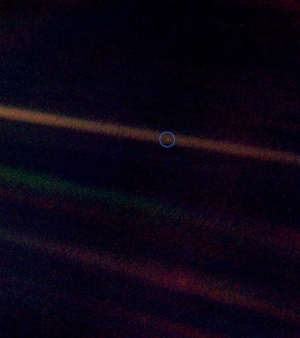 File:PaleBlueDot.jpg