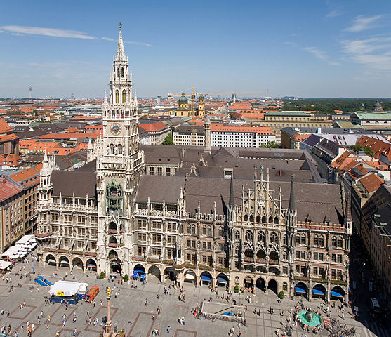 File:Rathaus and Marienplatz from Peterskirche - August 2006.jpg