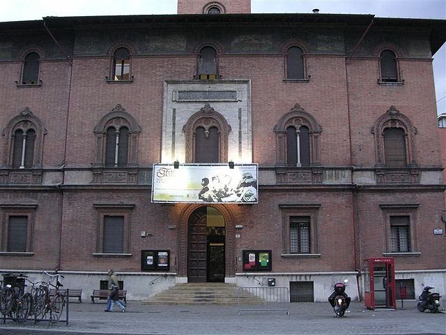 File:Teatro-testoni.jpg