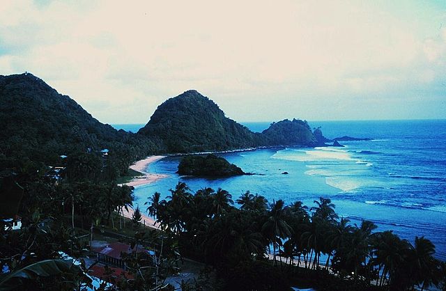File:Coastline of American Samoa.jpg